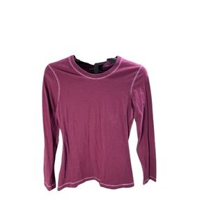 Bit and Bridle long sleeved burgundy. Wt49